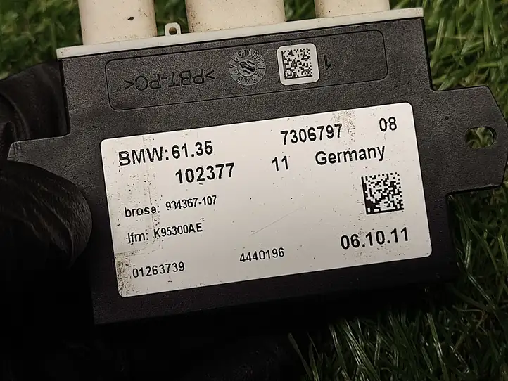 BMW 3 F30 F35 F31 (2012 - 2018) 7306797 Блок управления крышкой багажника — фото 4