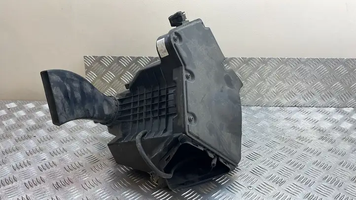 Audi A5 8T 8F (2007 - 2011) 8K0133835B Корпус воздушного фильтра — фото 3