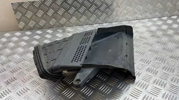Audi A5 8T 8F (2007 - 2011) 8K0129618 Детали воздухозаборника — фото 3