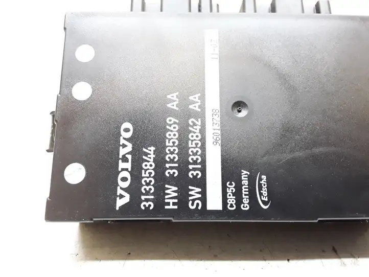 Volvo V70 (2007 - 2013)  31335844 Блок управления крышки багажника