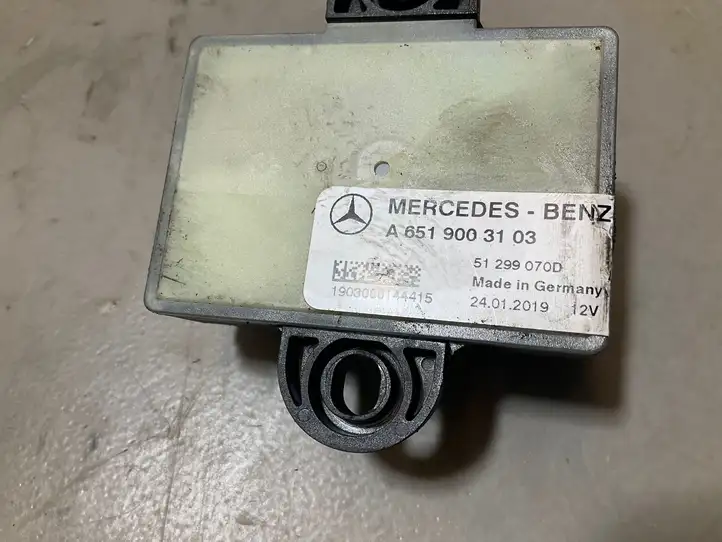 Mercedes-Benz Sprinter W906 (2006 - 2018) A6519003103 Реле накала свечей — фото 2