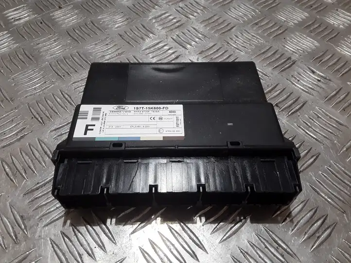 Ford Focus (1998 - 2004) 1S7T15K600FD Модуль комфорта — фото 1