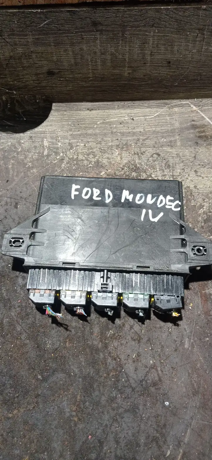 Ford Mondeo MK IV (2007 - 2014) 7S7T19G481BC Модуль комфорта — фото 2