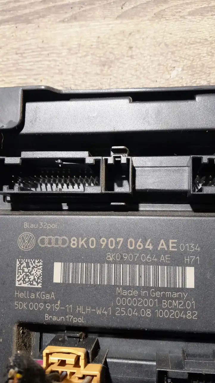 Audi A4 S4 B8 8K (2007 - 2011) 8K0907064 Модуль комфорта — фото 3