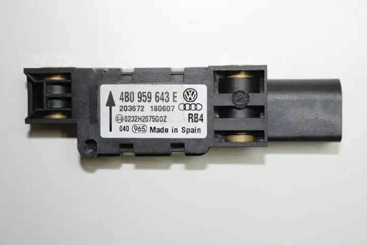 Porsche Cayenne (9PA) (2002 - 2010) 4B0959643E Датчик удара SRS — фото 1