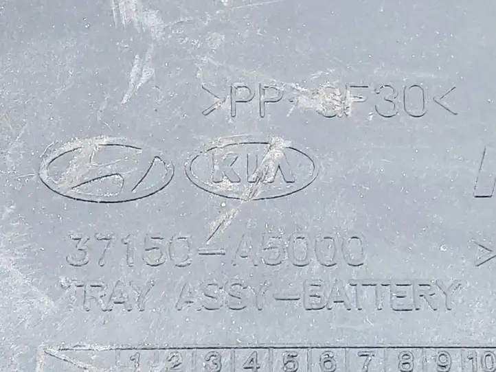 Kia Ceed (2012 - 2015) 37150A5000 Ящик аккумулятора — фото 2