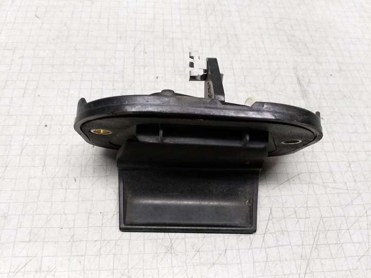 Renault Laguna (1993 - 2001)  7700413143 Ручка задней крышки