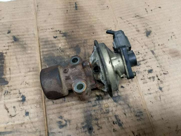 Mazda 323 (2001 - 2003)   Клапан EGR