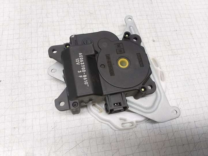 Toyota Avensis T250 (2003 - 2006)  AE0637008610 Двигатель задвижки потока воздуха