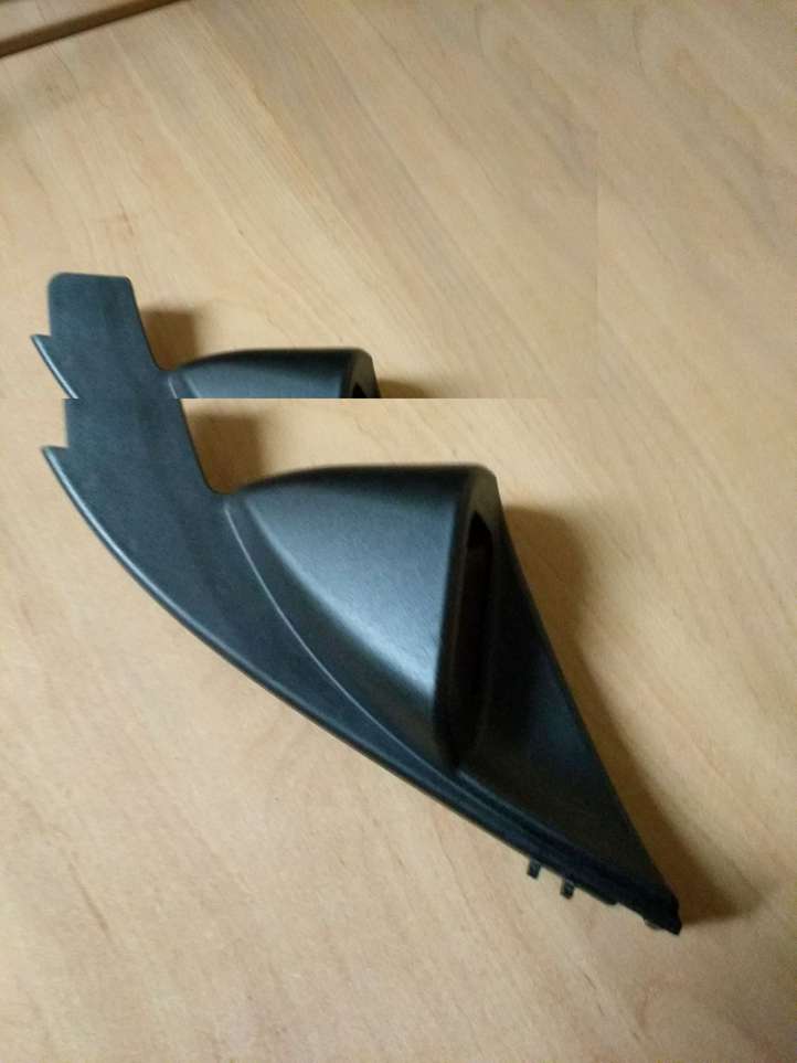 Chevrolet Nubira (2003 - 2009)   Другая деталь отделки пере́дней дверей