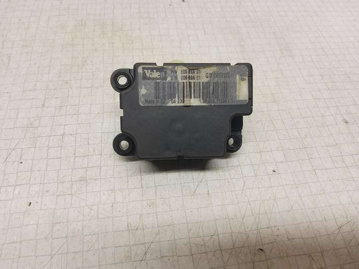 Opel Vectra (2002 - 2005)  09130201 Двигатель задвижки потока воздуха