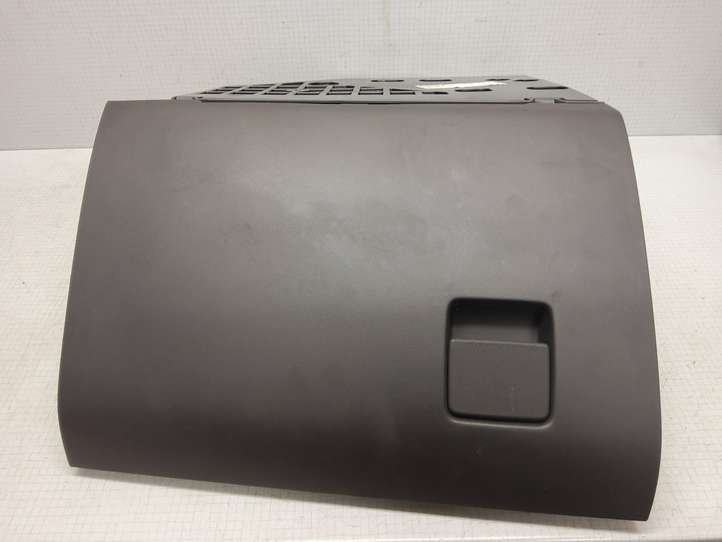 Opel Vectra (2002 - 2005)  13151852 Комплект ящика для вещей (бардачка)