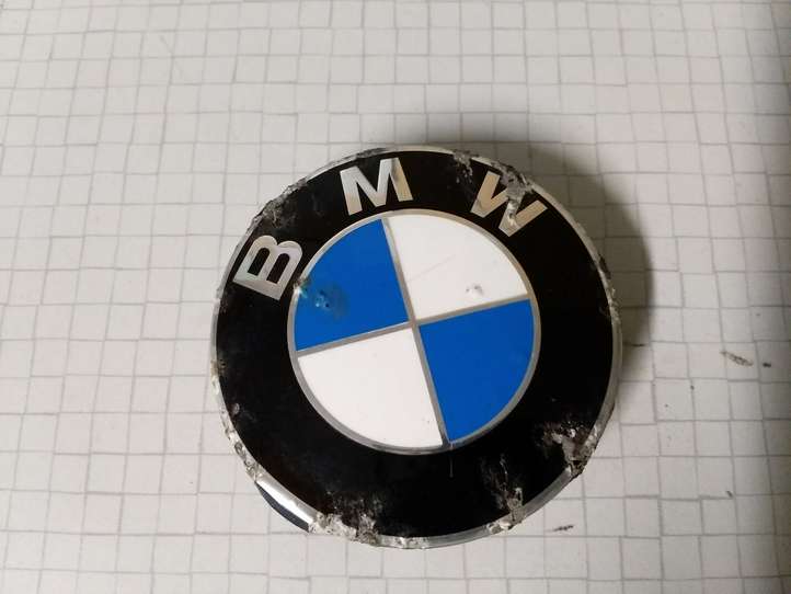 BMW 3 E46 (1998 - 2005)  36136783536 Заводская крышка (крышки) от центрального отверстия колеса
