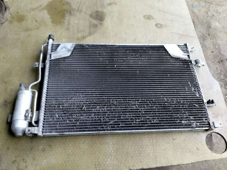 Volvo S60 (2000 - 2004)  30676414 Радиатор охлаждения кондиционера воздуха