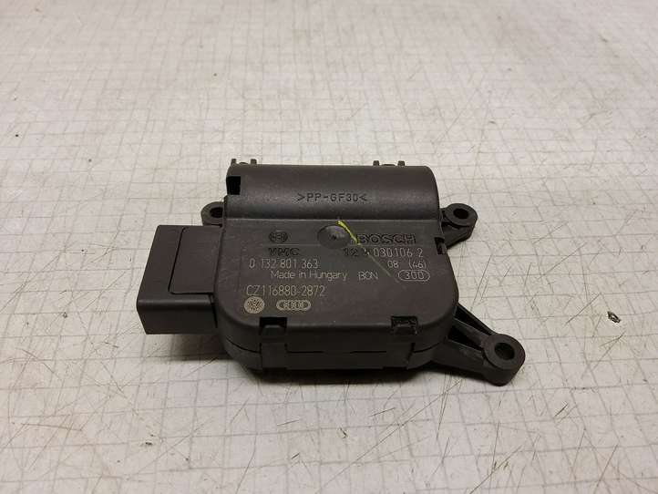 Volkswagen PASSAT B6 (2005 - 2010)  0132801363 Двигатель задвижки потока воздуха