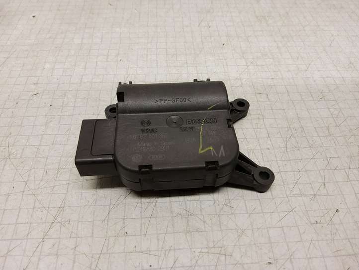 Volkswagen PASSAT B6 (2005 - 2010)  0132801362 Двигатель задвижки потока воздуха