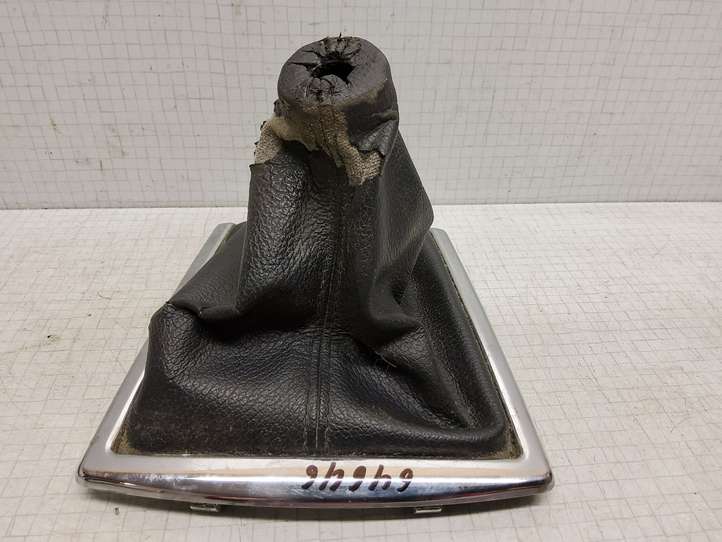 Toyota Corolla Verso E121 (2004 - 2007)  58842 Отделка рычага переключения передач (кожа, головка)