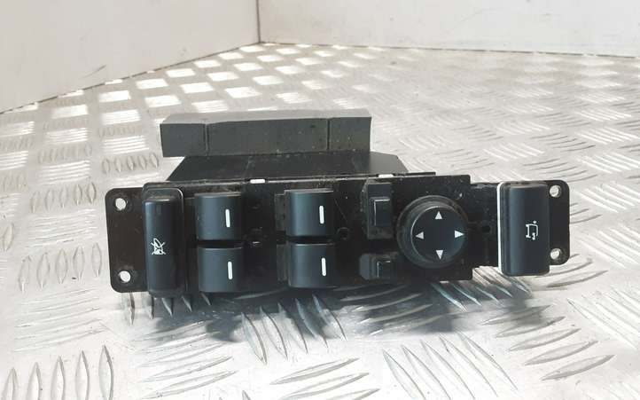 Land Rover Range Rover (2005 - 2009)   Кнопка стеклоподъемников