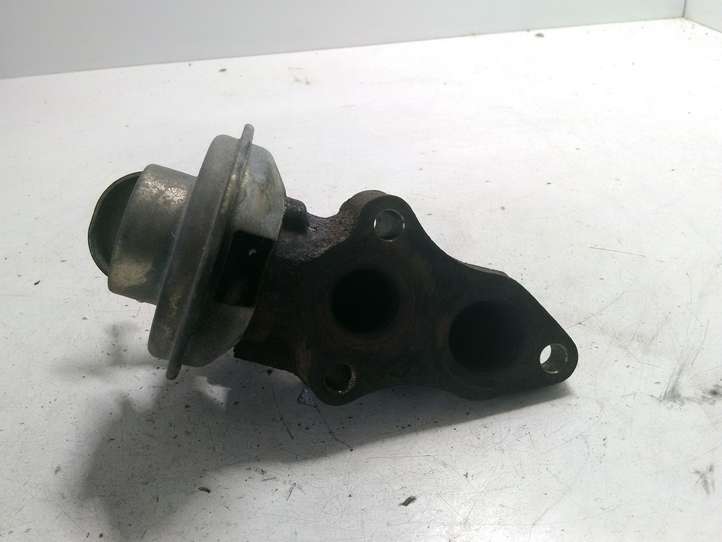 Toyota Corolla Verso E121 (2001 - 2004)  2562027070 Клапан EGR