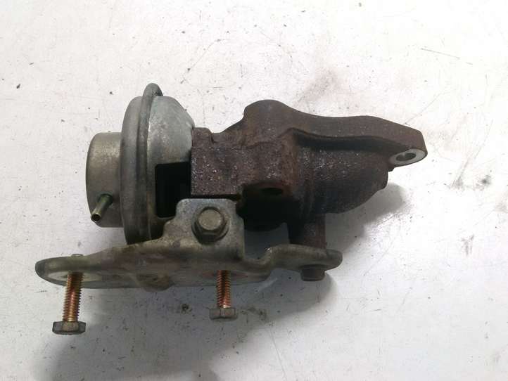 Toyota Corolla Verso E121 (2001 - 2004)  2562027070 Клапан EGR