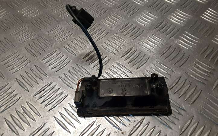 Volkswagen Touareg I (2002 - 2010)  1J0827566F Ручка задней крышки