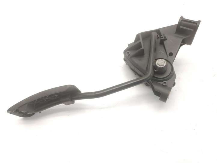 Opel Vectra (2005 - 2009)  9186726 Педаль акселератора