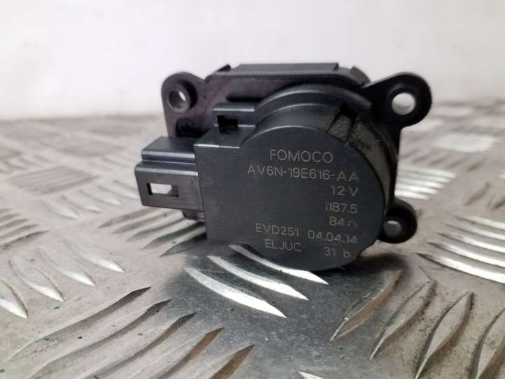 Ford Focus (2011 - 2015)  AV6N19E616AA Двигатель задвижки потока воздуха