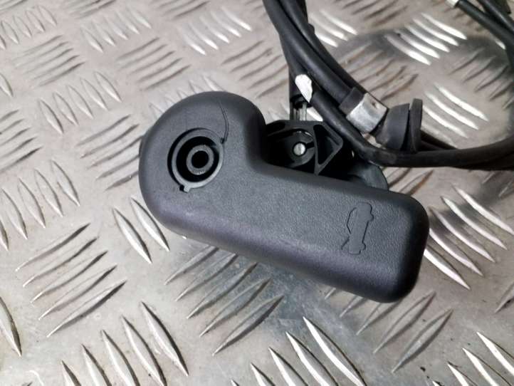 Ford Focus (2011 - 2015)  AM5116B626A Ручка капота