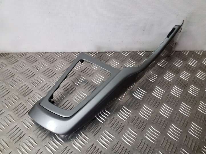 Ford Focus (2011 - 2015)  BM51A045H92A Рамка рычага переключения передач