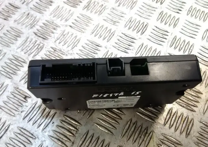 Ford Fiesta (2013 - 2017) D1BT14D212EB Модуль комфорта — фото 3