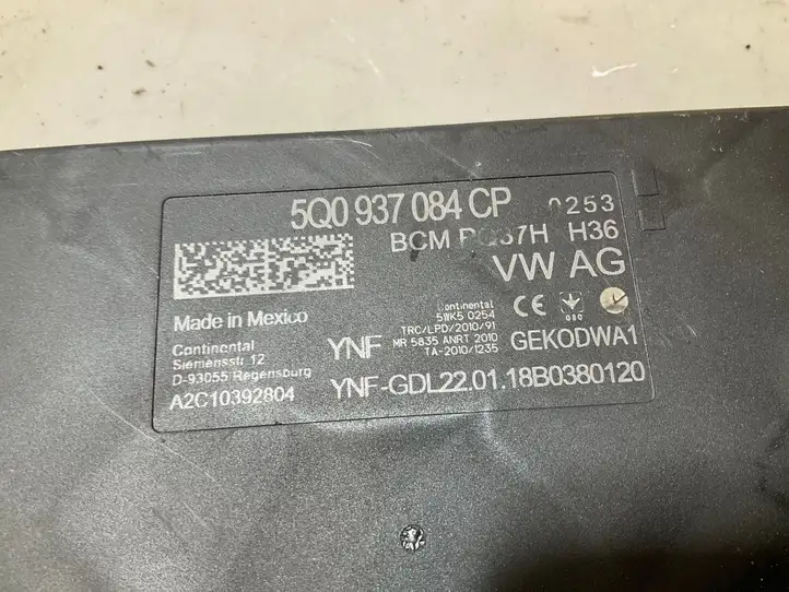 Volkswagen Golf VII (2013 - 2019) 5Q0937084CP Модуль комфорта — фото 3