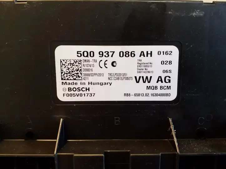 Volkswagen PASSAT B8 (2015 - ) 5Q0937086AH Модуль комфорта — фото 4