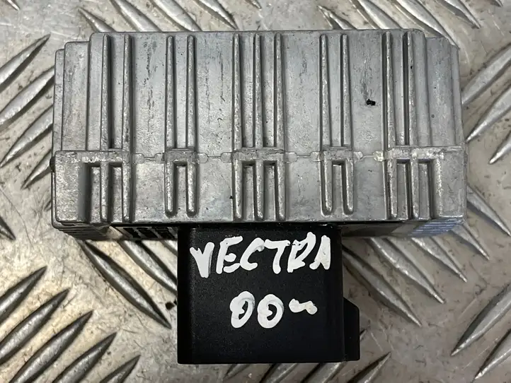 Opel Vectra B (1999 - 2002) 09132691 Реле накала свечей — фото 1