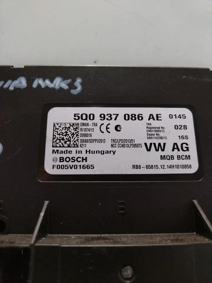 Skoda Octavia Mk3 (5E) (2013 - 2019) 5Q0937086AE Модуль комфорта — фото 4
