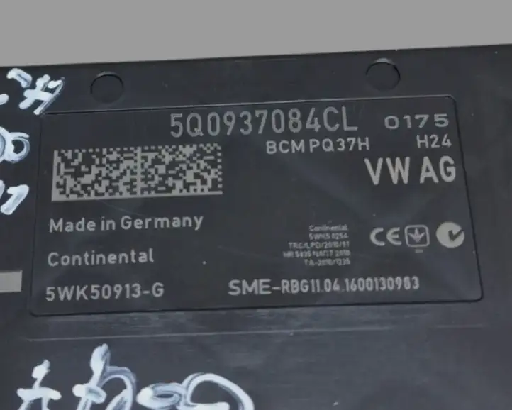 Volkswagen Golf VII (2013 - 2019)  5Q0937084CL Mодуль kомфортa