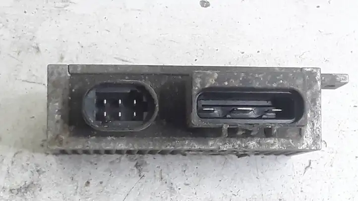 Renault Scenic I (1996 - 2003) 7700111525 Реле накала свечей — фото 3
