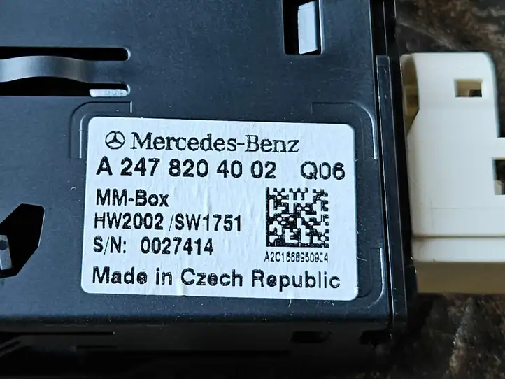 Mercedes-Benz A W177 (2018 - ) A2478204002 USB разъем — фото 4
