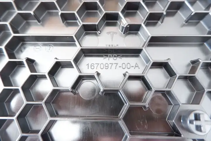 Tesla Model Y (2019 - 2024) 165765039A Модуль комфорта — фото 9