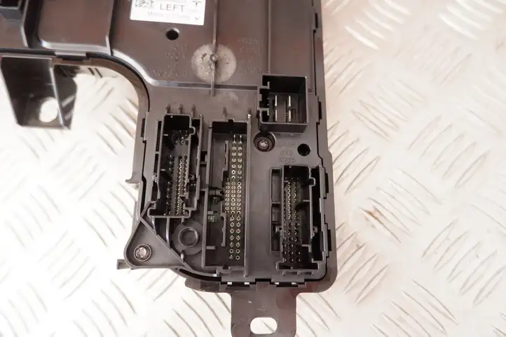 Tesla Model Y (2019 - 2024) 149784739D Модуль комфорта — фото 6