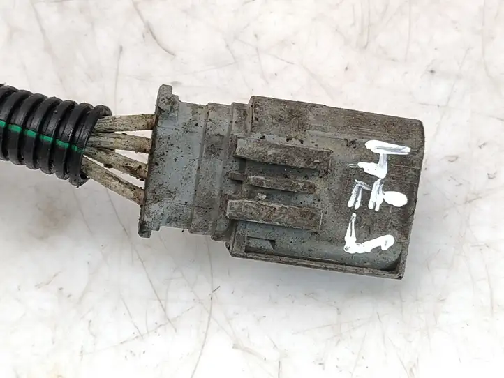 Citroen Berlingo (2003 - 2007)   Провода свечей накалывания