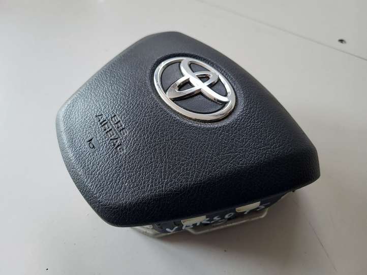 Toyota Verso (2012 - 2015)   Подушка безопастности руля