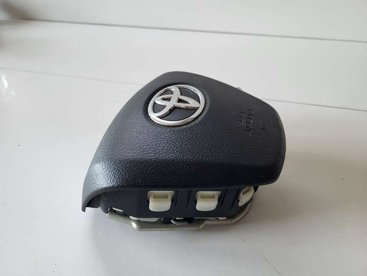 Toyota Verso (2012 - 2015)   Подушка безопастности руля