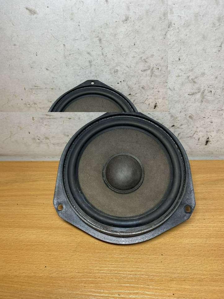 Opel Vectra (2005 - 2009)  24423552 Громкоговоритель в панели
