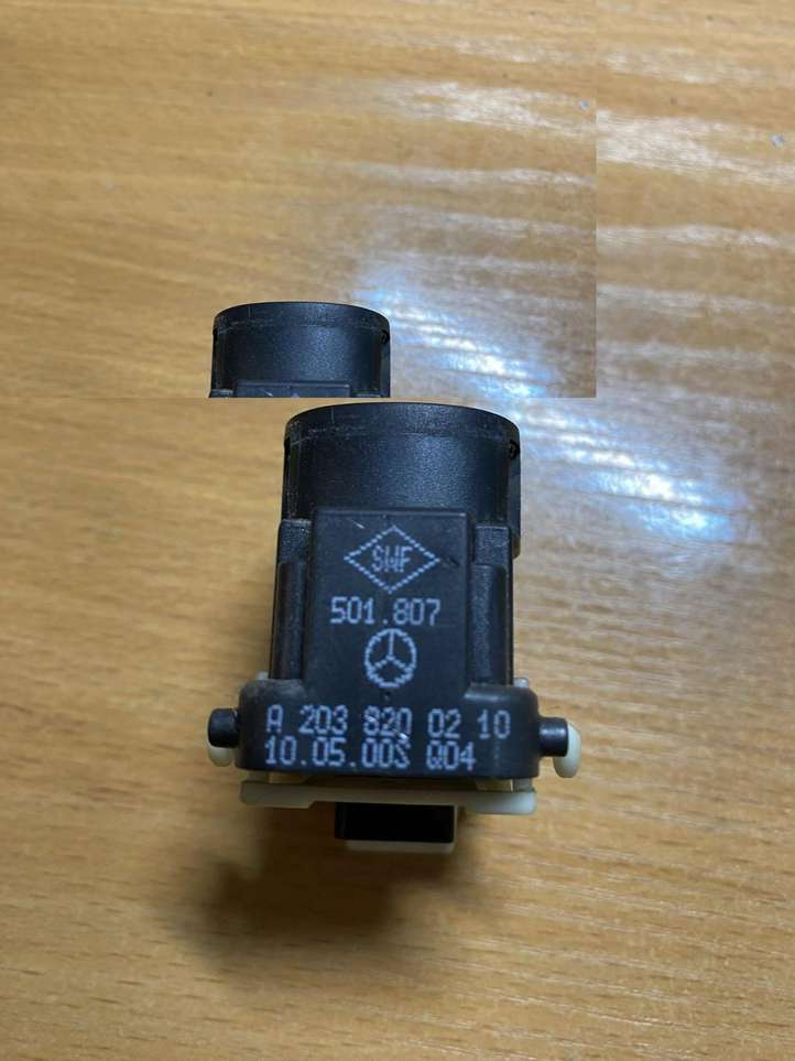 Mercedes-Benz C W203 (2000 - 2007)  A2038200210 Кнопка стеклоподъемников