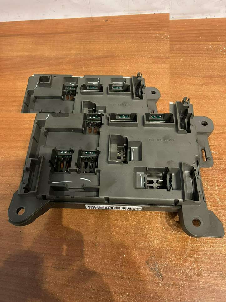 BMW X5 E70 (2006 - 2013)  518954021A Ящик предохранителей (комплект)
