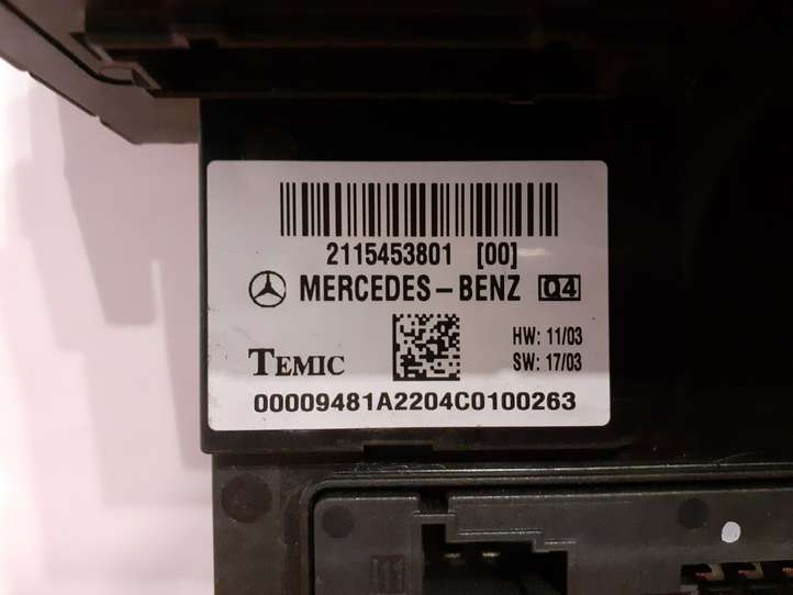 Mercedes-Benz E W211 (2002 - 2009)  A2115451083 Ящик предохранителей (комплект)
