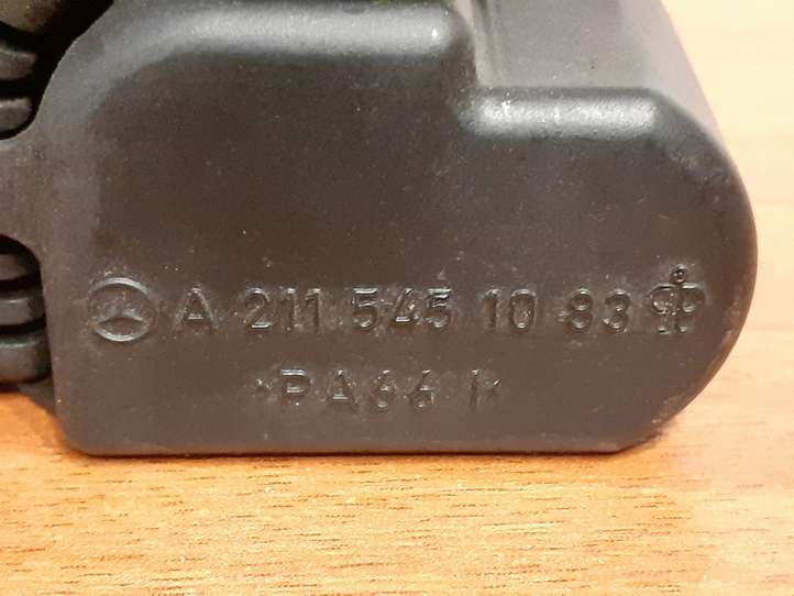 Mercedes-Benz E W211 (2002 - 2009)  A2115451083 Ящик предохранителей (комплект)