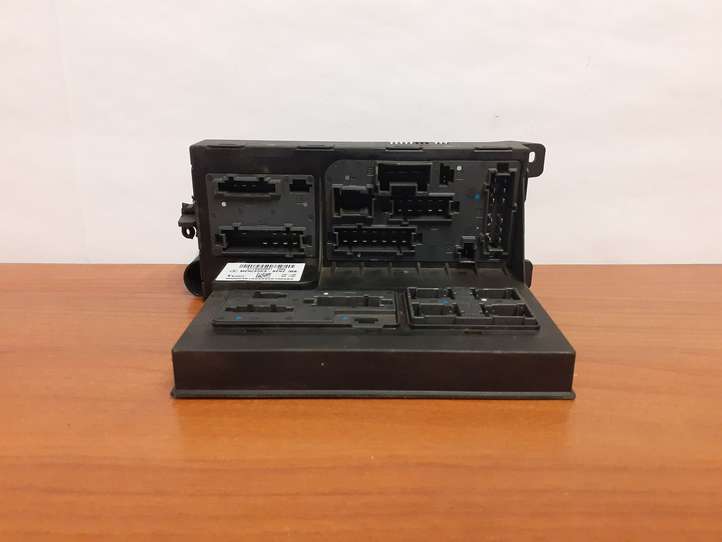 Mercedes-Benz E W211 (2002 - 2009)  A2115451083 Ящик предохранителей (комплект)