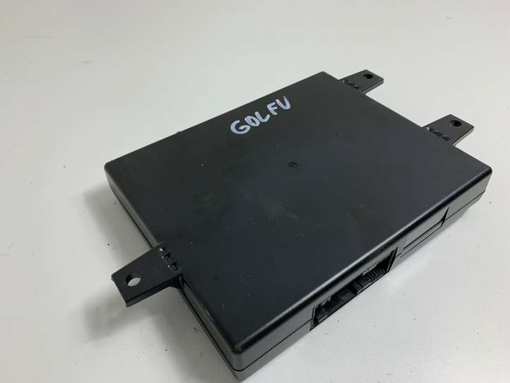 Volkswagen Golf V (2003 - 2009)  3C0035729F Блок управление GSM