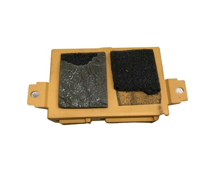 Mitsubishi ASX (2010 - 2016)  E4031888 Блок управления крюка для прицепа